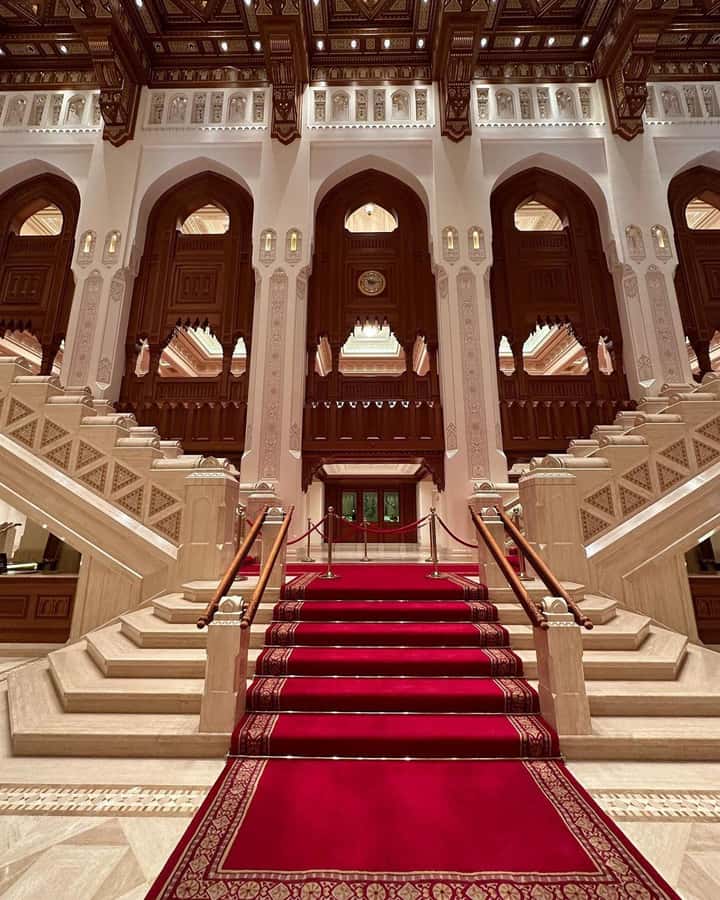 Muscat City Tour and life with Omani Guy ( luxury car). - Why This 5-Hour Muscat Loop Works So Well