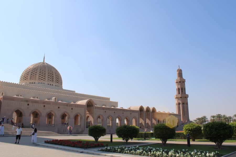 Muscat City Tour: Discover Oman's Capital in Half a Day - Royal Opera House Muscat photo stop, then a quick guided look