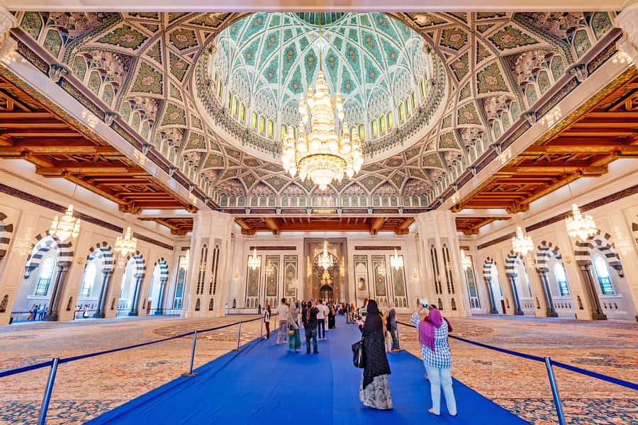 Muscat: City Tour of Grand Mosque, Old Souqs, Museum, & Fort - Entering Sultan Qaboos Grand Mosque: Where the Visit Really Starts