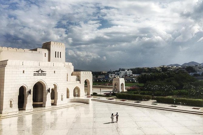 Muscat City & Wadi Shab Full-Day Adventure - A hotel pickup that keeps the day from feeling like chores