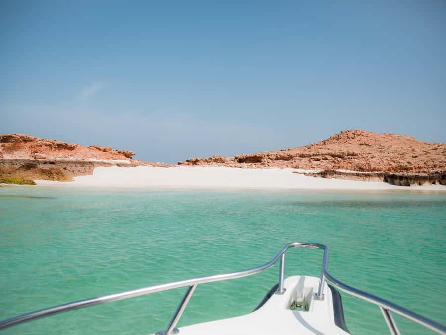 Muscat: Daymaniat Islands Snorkeling Tour with Refreshments - Key things I’d circle before you book