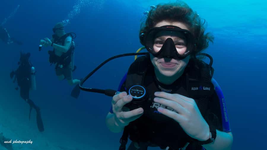 MUSCAT: Daymaniyat Island Snorkeling & Try-Dive + BBQ Lunch - BBQ Lunch at Sea: The Meal That Makes This Feel Like More Than a Tour