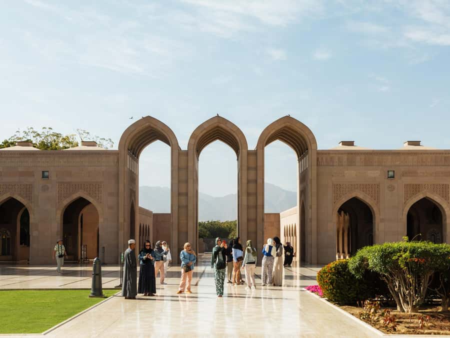 Muscat: Full-Day City Tour - Al Alam Palace photo stop: ceremonial Muscat, short and sweet