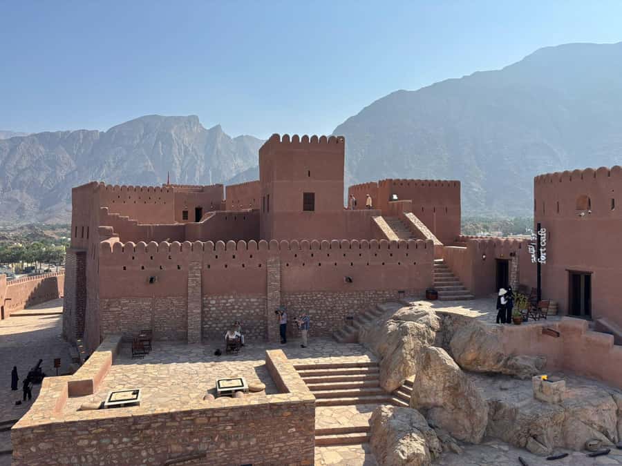 Muscat: full day tour to Nakhal, Rustaq and hot springs - Guides matter here: Hisham, Mohammed, Nasr, and Yusuf