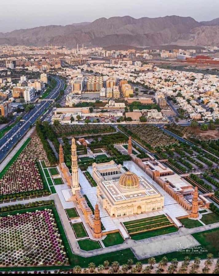 Muscat: Guided Landmarks Tour - A Tight 5-Hour Loop Through Muscat’s Big Icons