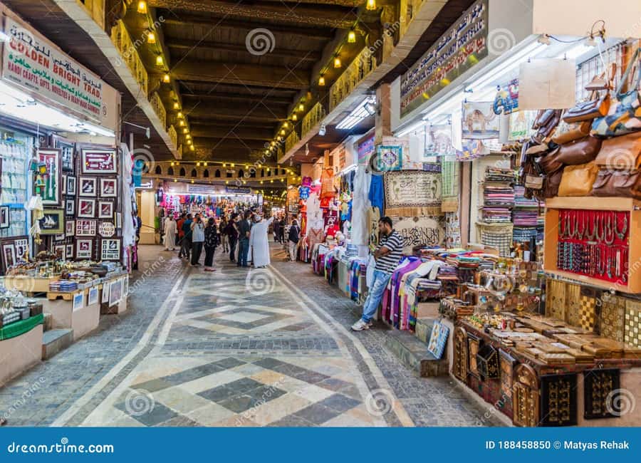 Muscat: Guided Landmarks Tour - Al Alam Palace Pause: Official Oman, Quick and Meaningful