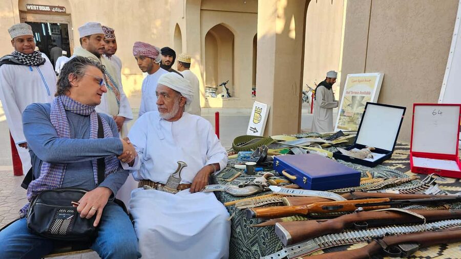 Muscat: Nizwa and Al Jabal Al Akhdar Private Tour with Lunch - Nizwa Fort and Nizwa Castle (1649 AD): why this place matters