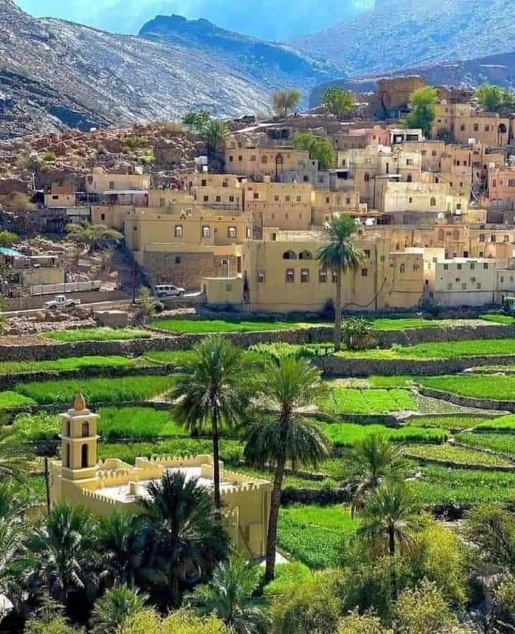 Muscat Oman Grand Canyon, Jebel Shams & Nizwa - What to bring and how to pace yourself on this kind of day