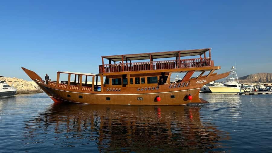 Muscat: Omani Traditional Dhow Sunset Cruise - Quick Takeaways