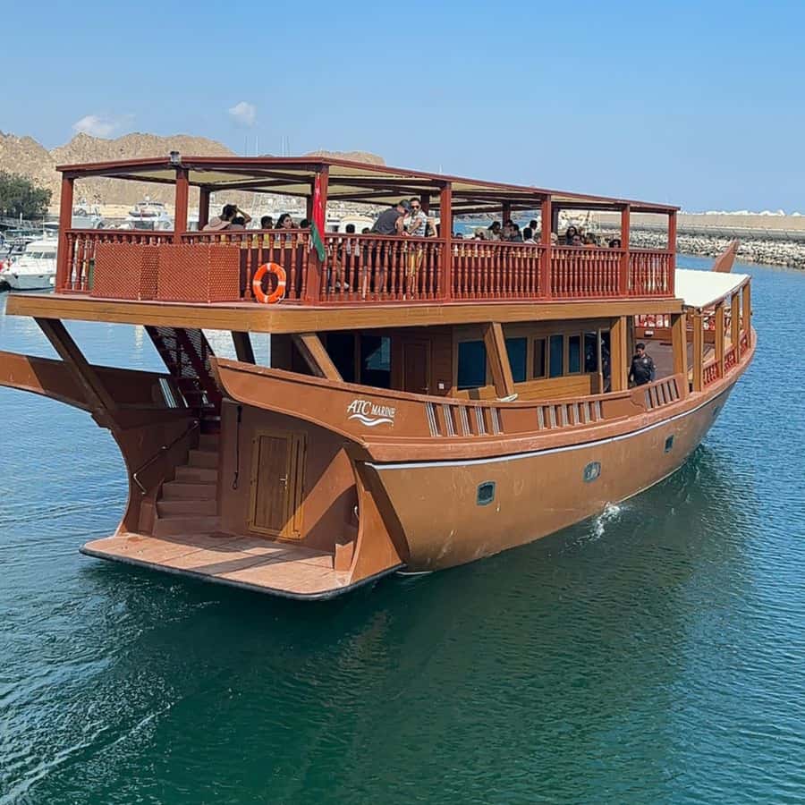 Muscat: Omani Traditional Dhow Sunset Cruise - Onboard Comfort: Coffee, Snacks, and the Human Touch