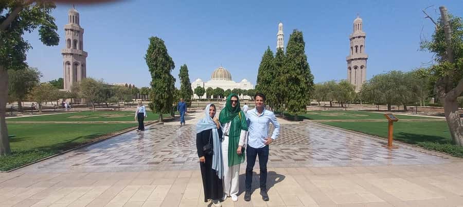 Muscat: Private Sightseeing Tour & Sultan Grand Mosque - Sultan Qaboos Grand Mosque: the calm start that makes everything else click
