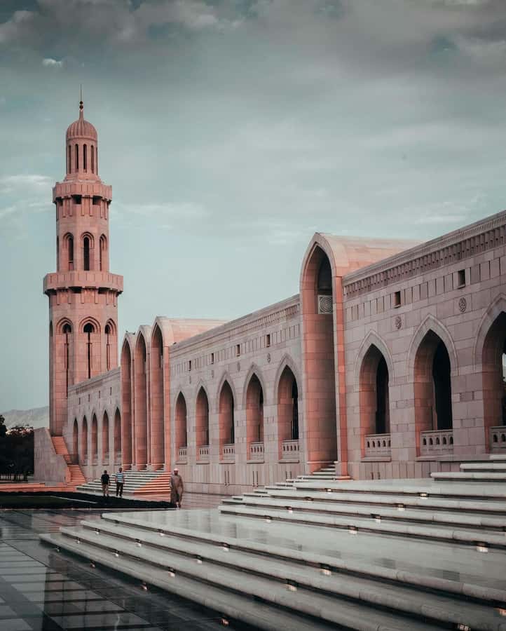 Muscat: Private Sightseeing Tour & Sultan Grand Mosque - The smooth flow: timing, AC comfort, and why the second mosque stop matters