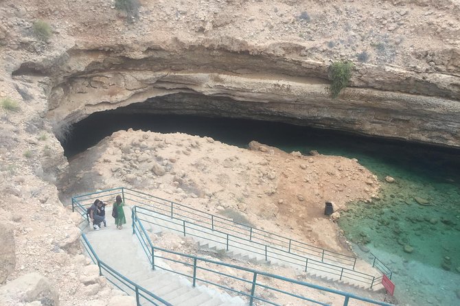 Muscat : Private trip to Wadi Shab for a full day with lunch - Why This Muscat to Wadi Shab Day Feels Worth Your Time