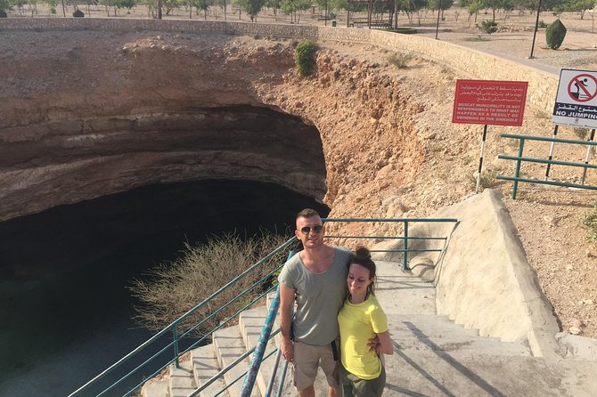 Muscat : Private trip to Wadi Shab for a full day with lunch - Heading to Wadi Shab: The 40 Minute Walk That Sets the Stage