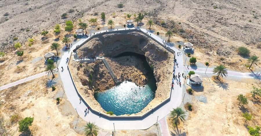 Muscat : Private trip to Wadi Shab + sinkhole - Wadi Shab Walk: Two Hours of Scenic Paths, Then the 45-Minute Depth Stretches
