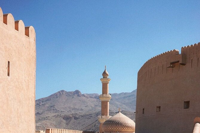 Muscat Shore Excursion: Private Nizwa Day Trip - Bahla stop: pottery country and fort culture