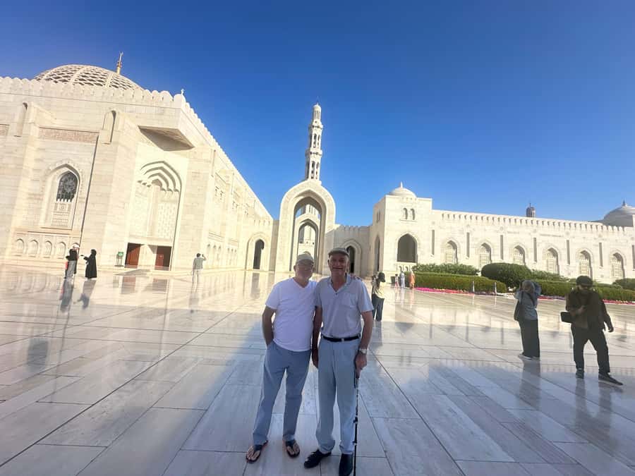 Muscat : Special tour for Muscat visitors from cruise ships - Qurum Beach and Amouage: optional or not, here is how to think about timing