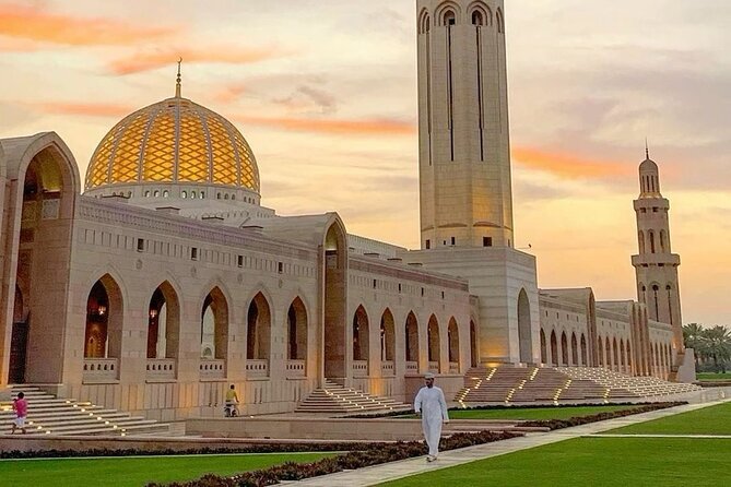 Muscat trasfer: airport trasfer to/from hotel in muscat - Muscat airport transfer that keeps your arrival stress low