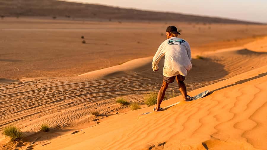 Muscat: Wadi Bani Khalid Oasis & Oman Desert Tour - Key Things That Make This Tour Work Really Well