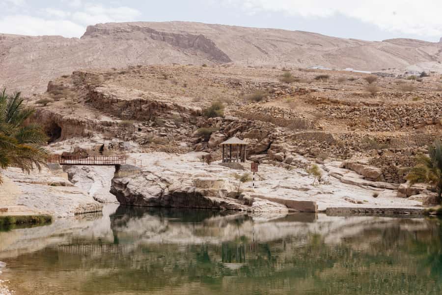 Muscat: Wadi Bani Khalid Oasis & Oman Desert Tour - Wahiba Sands: Photo Stops and the Reality of Dune Driving
