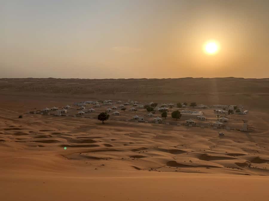 Muscat: Wahiba Sands Desert Sunset Tour with Dinner - Sunset over the dunes, and why the timing works