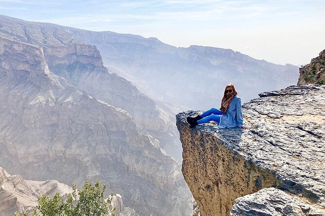 Nizwa Fort-Nizwa Souq-Misfah Al Arbyeen-Jebel Shams - Private Full Day Tour - Nizwa Souq: The Daily Rhythm, Not a Theme Park