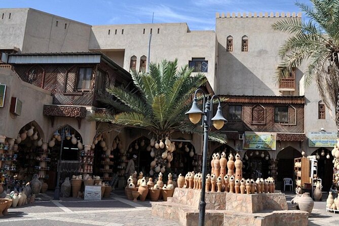 Nizwa & Jabel Akhder (Sharing) - Getting there comfortably, pace of stops, and group size reality