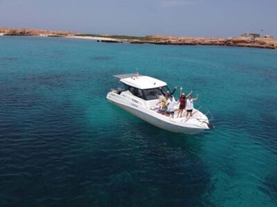 Daymaniyat Islands Visit and Snorkeling