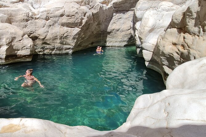 Oman Highlights: Wahiba Sands Desert & Wadi Bani Khalid Tour - Price and value: what you are really paying for at $187