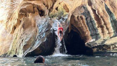 Oman’s Hidden Gems: Wadi Shab & Bimmah Sinkhole