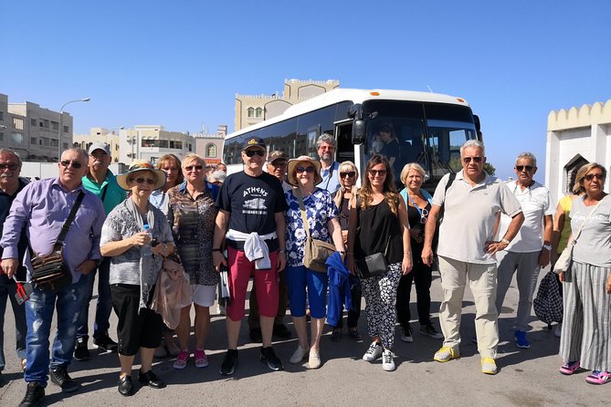 Premium Muscat half day excursion-Italian guide - The Quick-Stop Route, Mosque to Souq to Royal Opera