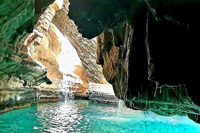 Private 2 Day Wadi Shab and Bimmah Sinkhole Tour - Getting started at 8:30, and how the driving fits your energy