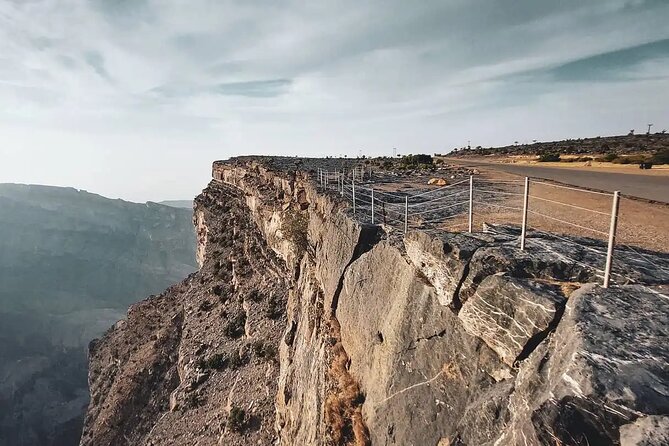 Private 2-Days Jebel Shams Overnight Camping Tours - The 2-Day route from Muscat: Fanja, Nizwa, Al Hamra, Misfah, Jebel Shams