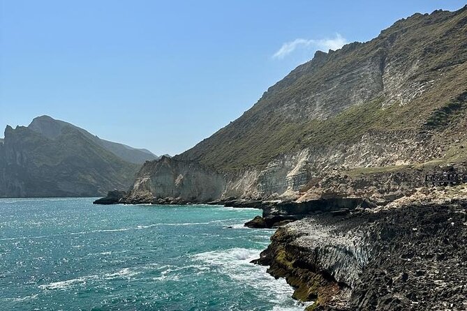 Private Caribian Orient (Swiming in Fazayeh Beach ) - The 800m Zig-Zag Road Lookout in Dhofar