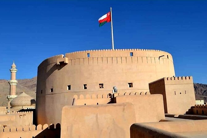 Private Full Day Historical Trip in Oman - Stop 5: Birkat Al Mouz views from the top, then back to Muscat