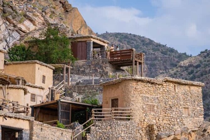 Private Full-Day Jebel Akhdar-Al Suwjara Village Tour - Birkat Al Mouz ruins: where the route to Jebel Akhdar starts