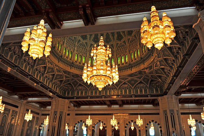 Private Full Day Muscat City Tour - Entering Sultan Qaboos Grand Mosque: Timing, Carpets, and Dress Rules