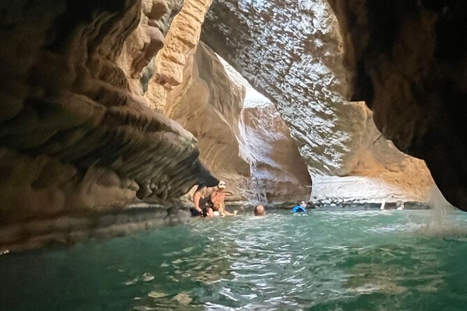 Private Full- Day Wadi Shab-Bimmah Sinkhole-Fins Beach Tour - A full-day Muscat combo: Wadi Shab swims, Bimmah Sinkhole, and Fins Beach