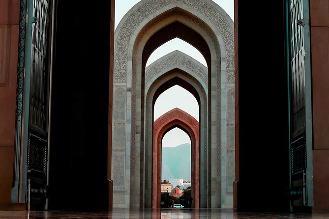 Private Half-Day Muscat City At Night Tour - Mutrah Market and Corniche Walk: Old Muscat in Night Glow