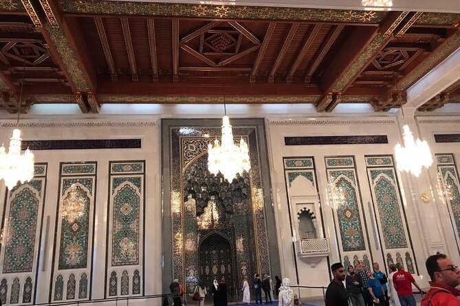 Private Half-Day Muscat City Tour - Mutrah Souq: old lanes, old trade, and that dim-in-the-day feel