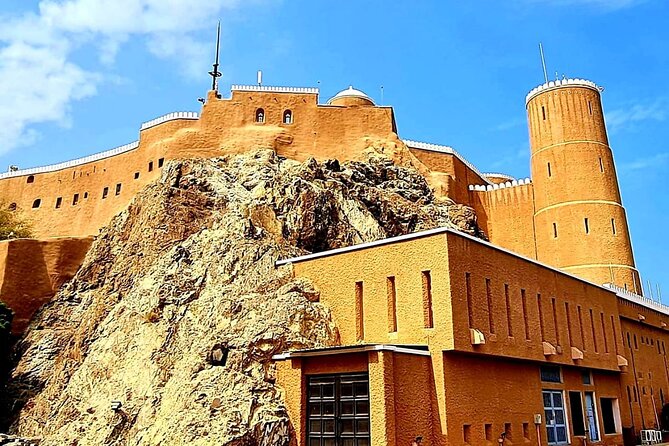 Private Half Day Muscat City Tour Afternoon - Old Muscat with Al Alam Palace: ceremonial, historic, and close to the action