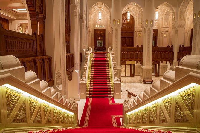 Private Muscat City Tour - 4 Hours Tour - A Fast, Private First Look at Muscat’s Sultans, Souks, and Seafront