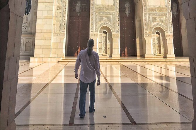 Private Muscat City Tour - 4 Hours Tour - Muttrah Souq: One Hour to Shop the Oldest Market Feel