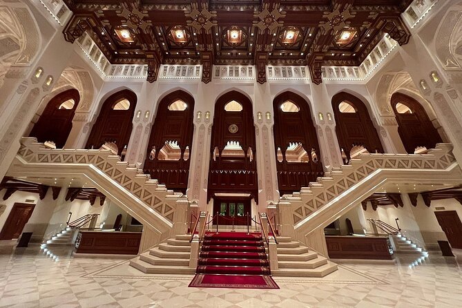 Private Muscat City Tour - 4 Hours Tour - Sultan Qaboos Grand Mosque Photo Stop: That 21-Ton Carpet Moment