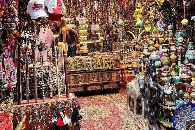 Private Muscat City Tour - Full Day - Bait Al Zubair in Old Muscat: Weapons, Costumes, and a Whole Omani Village Outside
