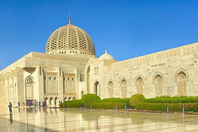 Private Muscat City Tour - Full Day - Mutrah Souq: Shopping, History, and People-Watching in One Hour