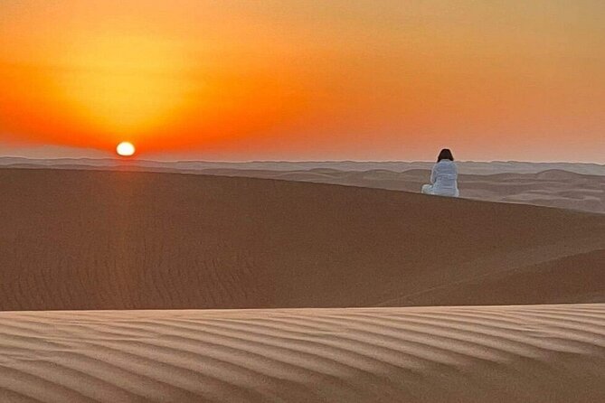 Private Overnight at Wahiba Sand Desert and Wadi Shab Tours - Overnight in Wahiba Sands: Sunset, Camp Atmosphere, and Bedouin Coffee