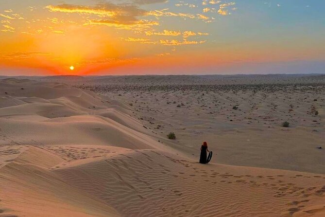 Private Sunset Experience in Empty Quarter Desert - Comfort, Food, and the Stuff That Matters