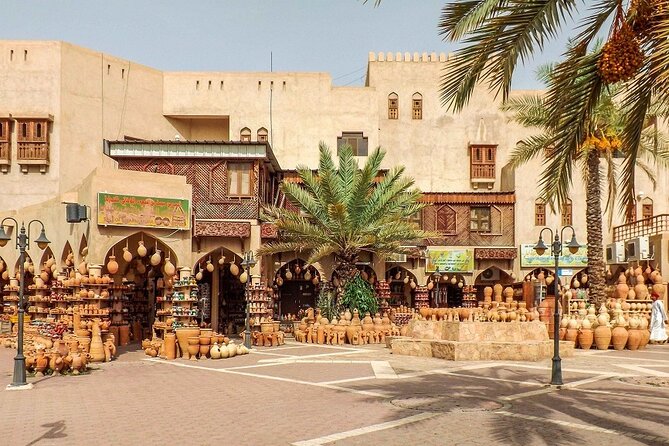 Private Tour Nizwa Birkat Al Mouz and Oman Across Ages Museum - Birkat Al Mouz: 35 minutes of mud-brick calm and mountain views