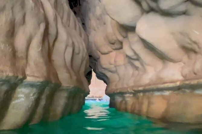 Private Wadi Shab - Bimmah Sinkhole - White Sand Beach - Full Day Tour - Key things to know before you go